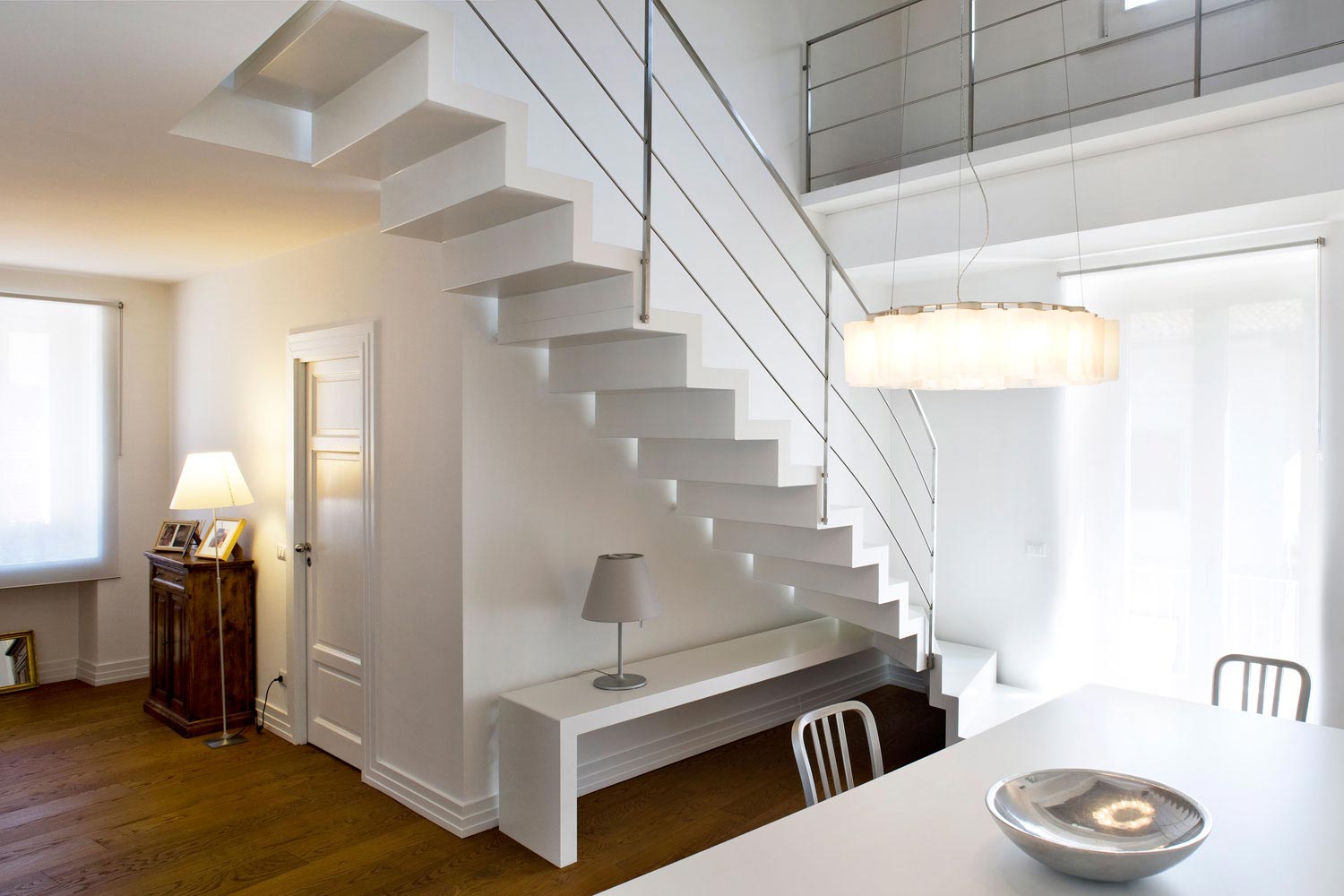 SCALA EXECUTIVE IN ACCIAIO SCATOLATO