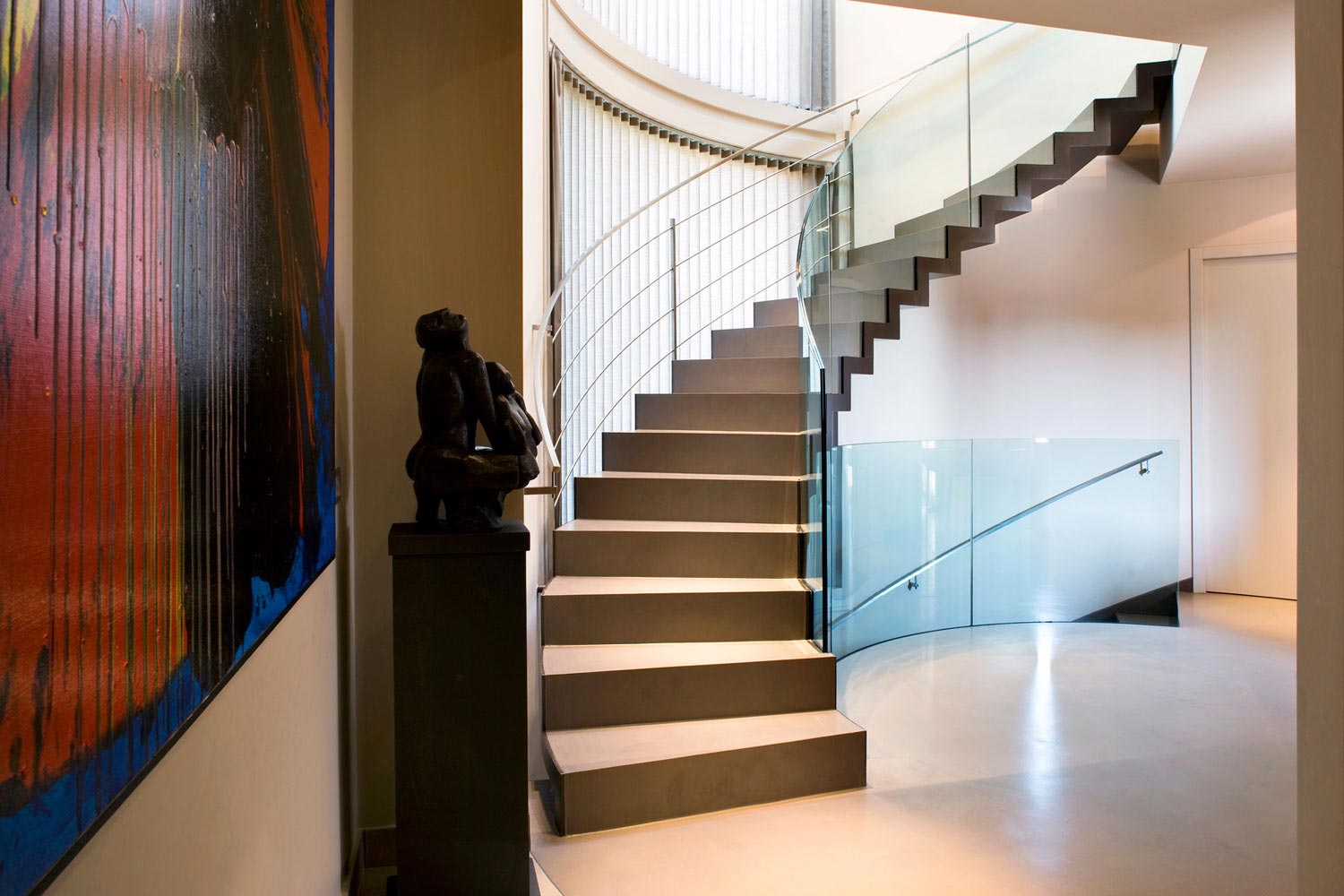 SCALA IN ACCIAIO A FASCE LATERALI